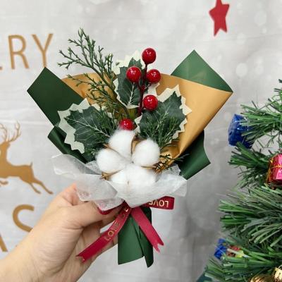 China Christamas decoration Christmas bouquet DIY gift box matching creative Christmas decoration cone pine cotton gift bouquet for sale