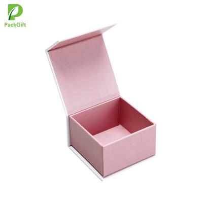 China Luxury Recycled Materials Magnetic Folding Materials Flat Pack Custom Paper Packaging Box Magnetic Gift Box With Magnet Closure for sale