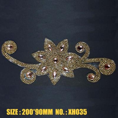 China LOCACRYSTAL Pointback Brand Flower Rhinestone Patch Crystal Applique Patch Sticker For Clothing for sale