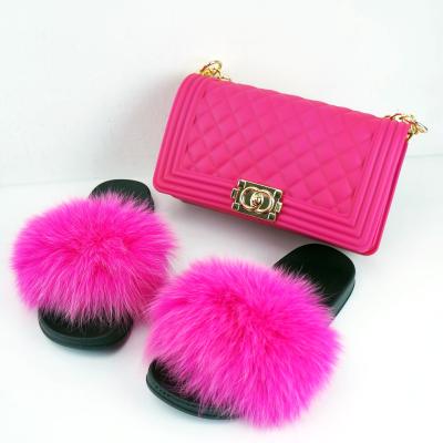 China Fashion Trend Multicolor Large Fur Fluffy Slipper Sandals Purse Sets Custom 100% Real Soft Fox Fur Slides Slippers And Fannypack For Women for sale