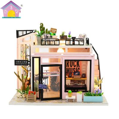 China Great decoration item /educational gift toys small house Houguang studio diy kit for miniature house for sale