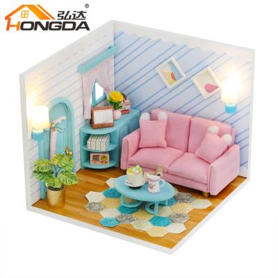 China Europe manufacture creative idiographic diy miniature dollhouse for distributor with dust cover for sale