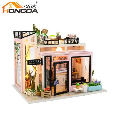 China DIY Kids Christmas Gift DIY Wooden Doll House With Light Miniature Dollhouse for sale