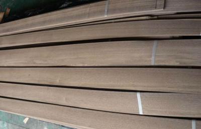 China Black Quarter Cut Walnut Veneer , Board Grade And Furniture Grade for sale