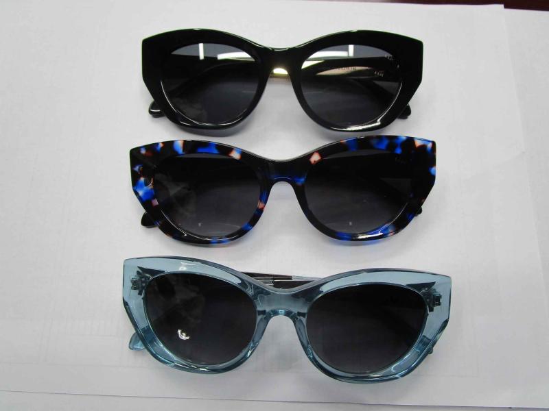 Verified China supplier - Wenzhou Fashion Optical Co., Ltd.