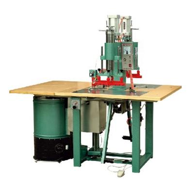 Κίνα PVC Double Head Foot Step Double Head 4kw PVC Welding Machine προς πώληση