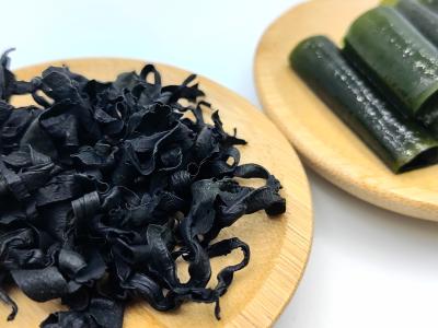 China Slightly Salty Wakame Dry Seaweed Undaria Pinnatifida For Japanese Soups And Korean Salads for sale