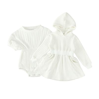 China Autumn Winter New Trendy Casual Rib Knitted Baby Dress White Newborn Viable Baby Outfit Sweater Romper With Hood for sale