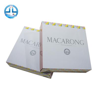 China Recyclable Square Macaron Cookie Paper Box White Corrugated Macaron Paper Box With Pet Blister Insert for sale