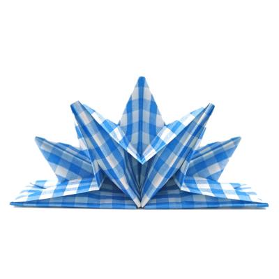 China Printed Star Shaped Pre Folded Napkin , 40X60Cm Table Pre-Folded Paper Napkin for sale