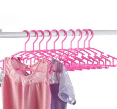 China Lightweight Children's Plastic Clothes Hanger With Nothches Plastic Hanger With Hooks for sale