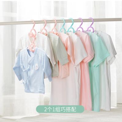 China Lightweight Adjustable Plastic Non-slip Clothes Hanger Holder Display Kids Clothes Hangers Newborn Baby Coats Organizer for sale