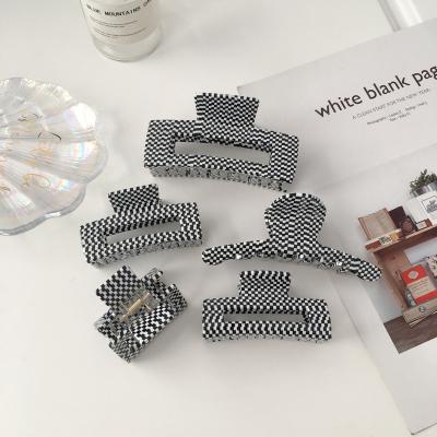 China Hair Clips Fashionable Hair Claws Small Black And White Plaid Pattern Hair Claws Retro Acetate Hair Clips For Women for sale