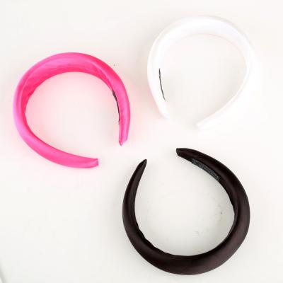 China Attractive Design/Top Quality New Arrivals Milk Headband Silk Flannel Sponge Velvet Black Thick Cotton Filling Hair Band for sale