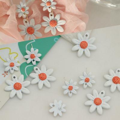 China Summer Wholesale Price Cool Alloy Daisy Flower Pendants And Studs Earrings Metal 3D Flower Charms DIY Jewelry Making Accessories Suppliers for sale