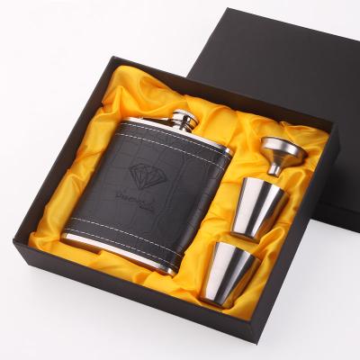 China High Quality Home Party Stainless Steel Hip Flask With Gift Box for sale