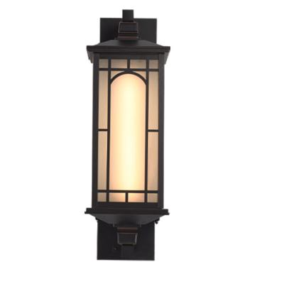 China Residential Luxurious European Style Waterproof And Rustproof Villa Attic Windows Outdoor Garden Lights for sale