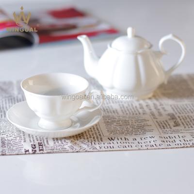 China Sustainable Porcelain 500ml White Tea Set for sale