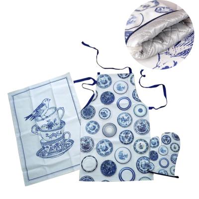 China Reusable Kitchen Set Apron Christmas Printing Oven Gloves Promotional Gifts Home Kitchen Baking Glove for sale