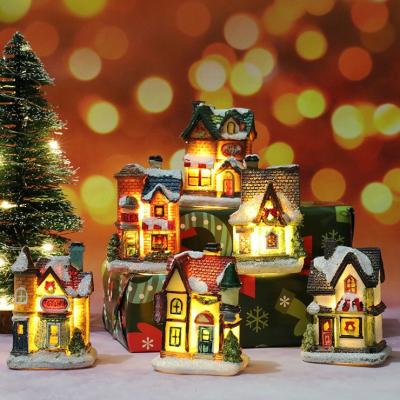 China Chirstmas decor amazon lemax resin christmas village hot selling houses for sale