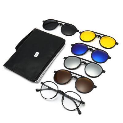 China 2020 fashion sunglasses new clip on mens shading frame glasses polarized prices 5 in 1 magnetic sunglasses with case for sale