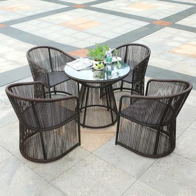 China Metal Cladding High Quality Modern Vintage Cafe Restaurant Industrial Modern Dining Table Set for sale