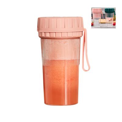 China Mini Car USB Rechargeable Electric Fruit Juice Smoothie Mixer Blender for sale