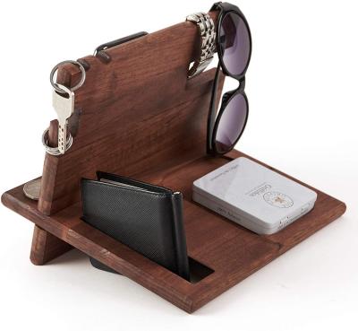 China 360 Degree Rotating Wholesale Custom Luxury High Quality Charging Station Men Wooden Walunt Phone Docking Station for sale