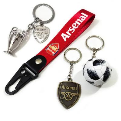 China Factory Supply 2021 Popular European Football Team Souvenir Metal Keychain With Club Logo 3d PVC Key Chain for sale