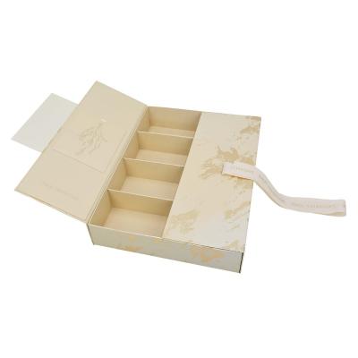 China Hot Sales Recyclable Recyclable OEM Custom Logo Printed Flower Shaped Gift Boxes Gift Cosmetic Storage Box White for sale