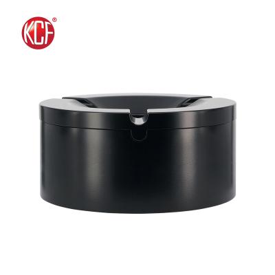 China New CLASSIC factory unbreakable aluminum alloy round black ashtray for home for sale