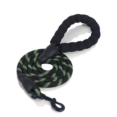 China 2021 HOT SALE High Quality Comfortable Padded Strong Padded Handle 5FT Rope Dog Leash for sale