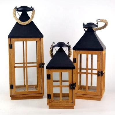 China 3 Garden Wedding Decoration Wooden Lantern Home Decoration Set with Black Metal Top for sale