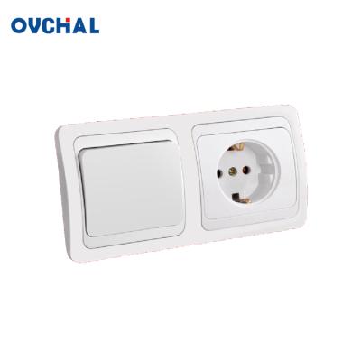 China Residential European Style Double Switch and Outlet (SR-8263) for sale