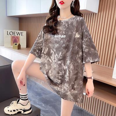 China Anti-wrinkle pure cotton tie-dye print loose half-sleeved women's top oversized casual short-sleeved T-shirt for sale