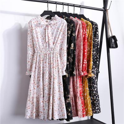 China Wholesale Anti-static Women's Spring 2021 Retro Sleeve French Hepburn Style Floral Dress Elegant Slim Mid Length Dress Long for sale