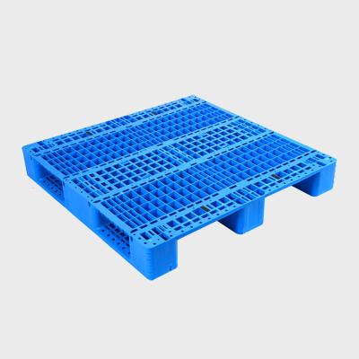 China Disposable Rackable Long Life Reinforced Plastic Pallet With 6 Runners Interlocking Plastic Pallet for sale