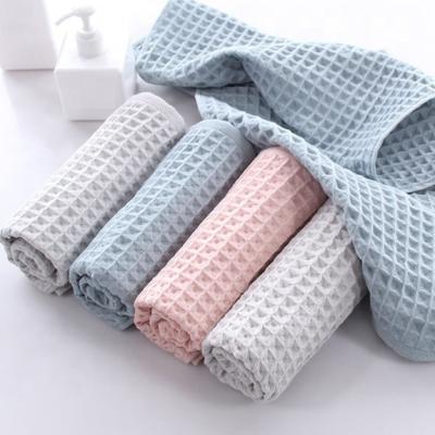 China Antimicrobial Special Waffle Design Cotton Honeycomb Breathable Soft Towel for sale