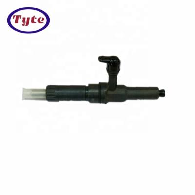 China Machinery Repair Shops ZX330 ZX350 Excavator Parts 6HK1 Engine Injector Nozzle 1-15300389-1 for sale