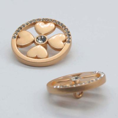 China Washable Four Leaf Clover Shape Buttons Accessories For Clothes Zinc Material for sale