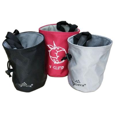 China Outdoor Chalk Bag OEM Factory Directly Two Large Zipper Pockets Reusable Chalk Ball Climbing Chalk Bag With Quick Clip Belt Strap for sale