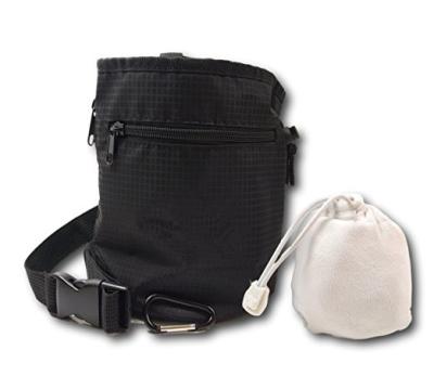 China Waterproof Outdoor Chalk Bag Belt Drawstring Zippered Pockets Chalk Bag for sale