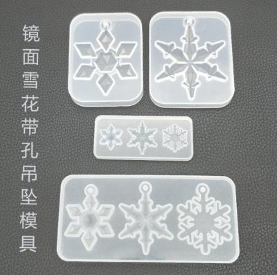 China WIIPU Crystal Mold Pendant Snowflake Mirror Christmas Silicone Jewelry Non-Toxic Pendant Mold for sale