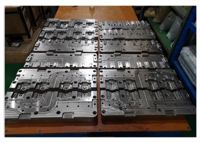 China Cold Runner Industrial Injection Molding PVC Interchangeable Insert Moulding for sale