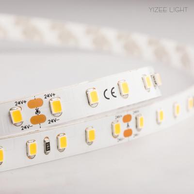 Cina 98 LED/M 8 mm di larghezza Flessibile LED Strip RA>90 SMD2835 LED Strip Light Tape in vendita