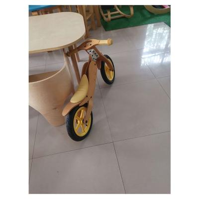 China Toy New Design Wholesale Price Ride On Wheel Door Magnet Curved Wooden Balance Cart for sale