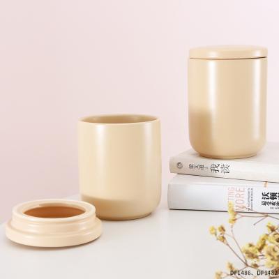 China Home Decoration Candle Jars Wholesale Custom Colored Unique Home Luxury Unique Space Decor Minimalist Candle Ships With Lid for sale