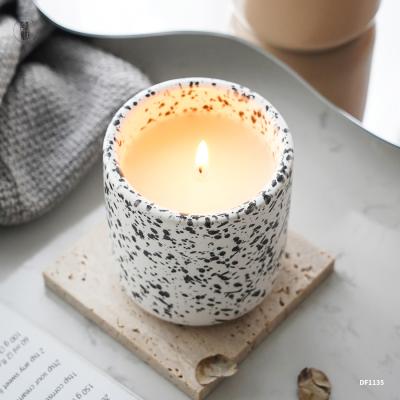 China Luxury Home Decoration Birthdays Ceramic Aroma Jar Private Label Scented Candle For Relaxing Home for sale