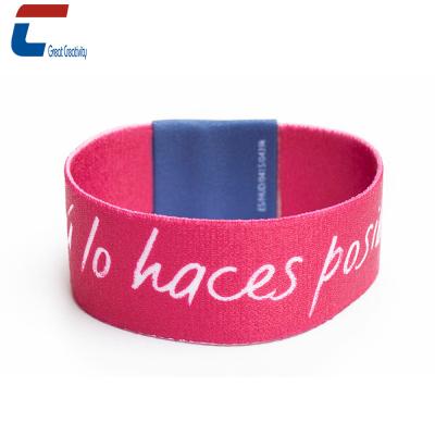 China Ultra Comfortable Gym Polyester Material Nfc Wristband Strap Stretch RFID Woven Wristband for sale