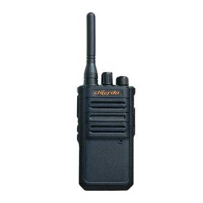 China Outdoor Professional CD-X7 Radio UHF/VHF Two Way Walkie Talkie With OEM/Odm Design for sale